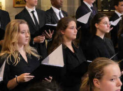 stage-dete-soli-deo-gloria-2024-pour-jeunes-chanteurs-et-organistes-a-sainte-anne-d-auray